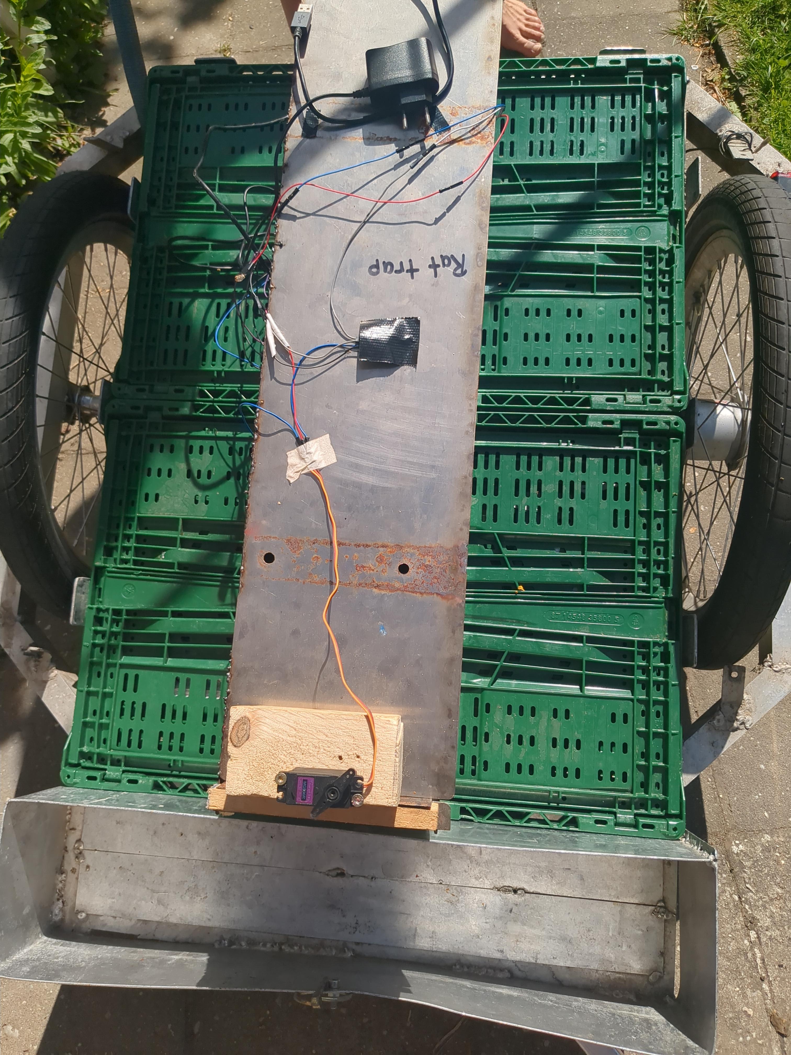The trap on a bicycle trailer